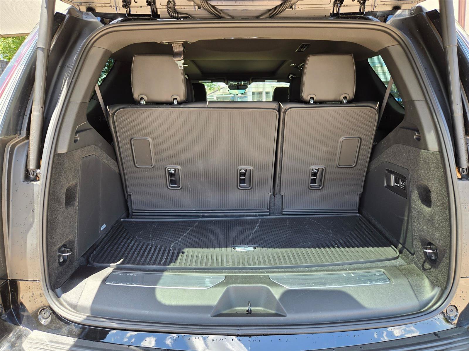 New 2026 Cadillac Escalade Sport w/ Touring Package AWD/4WD image 33