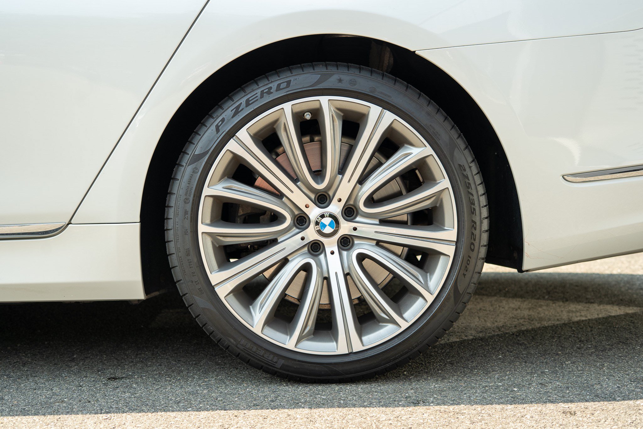 Used 2022 BMW 750i xDrive w/ Executive Package AWD/4WD image 29