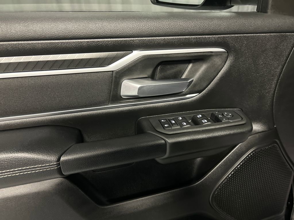 Used 2025 RAM 1500 Big Horn AWD/4WD image 14
