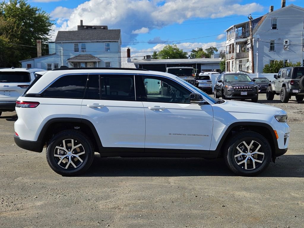 New 2025 Jeep Grand Cherokee Limited image 6