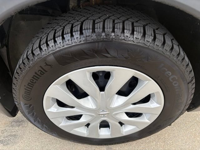 Used 2019 Nissan Rogue S FWD image 20