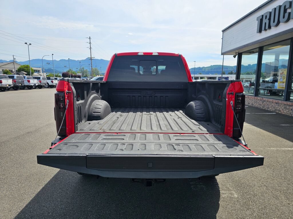 Used 2017 Ford F250 Lariat w/ Lariat Ultimate Package AWD/4WD image 10