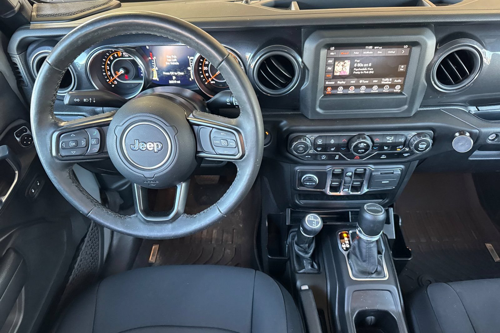 Used 2022 Jeep Gladiator Sport AWD/4WD image 13