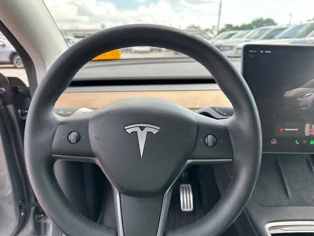 Used 2024 Tesla Model Y Performance AWD/4WD image 12
