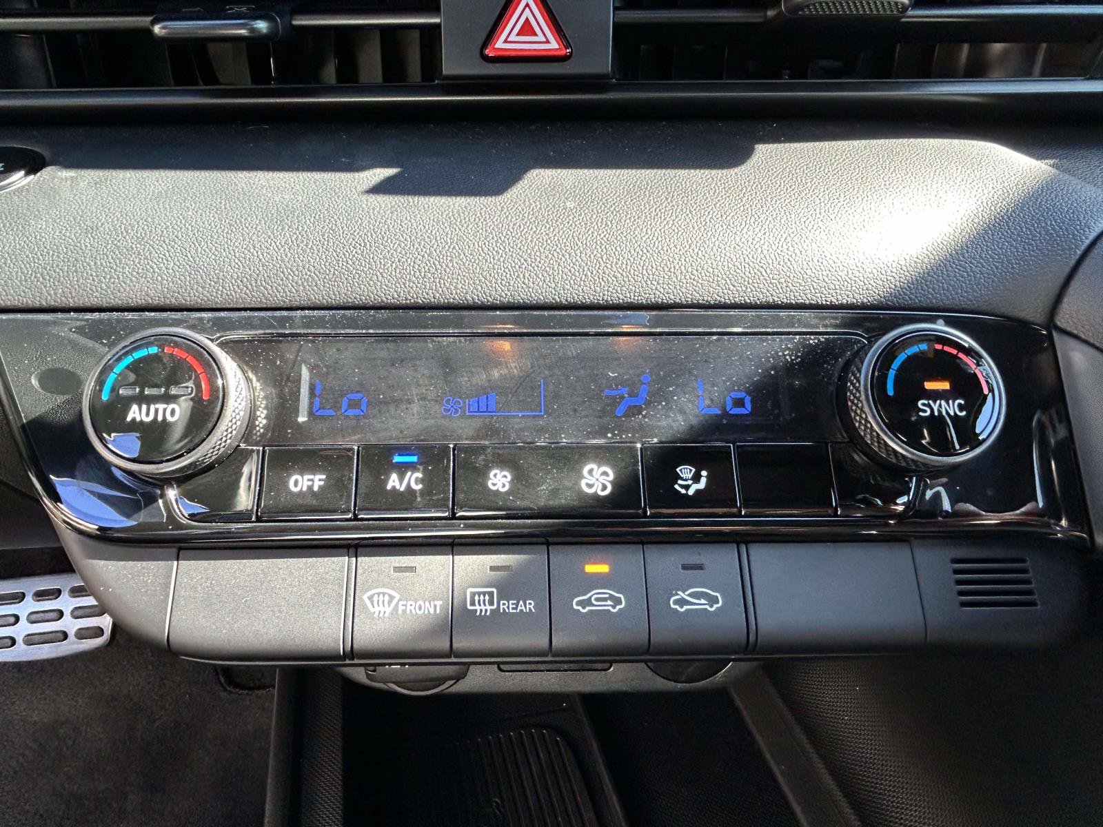 Certified 2026 Hyundai Elantra Sport FWD image 19