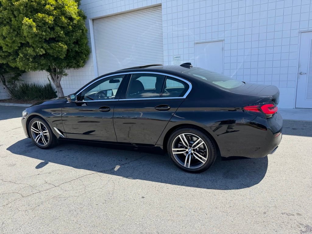 Used 2023 BMW 530i RWD image 3