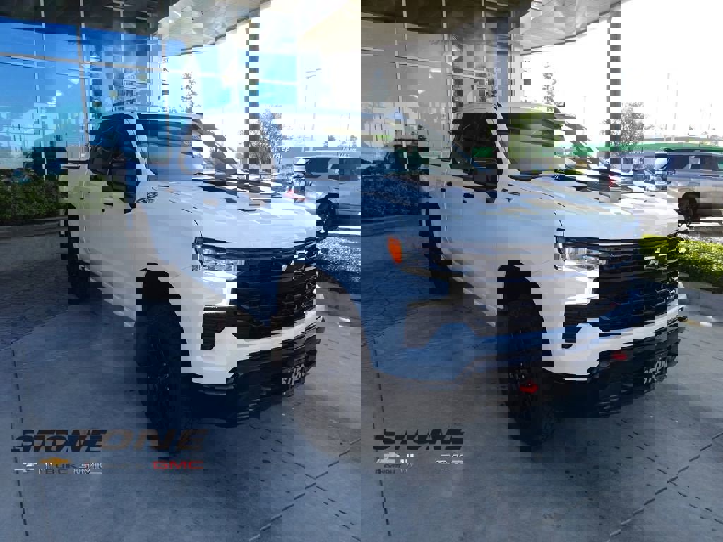 New 2026 Chevrolet Silverado 1500 LT Trail Boss w/ Convenience Package II