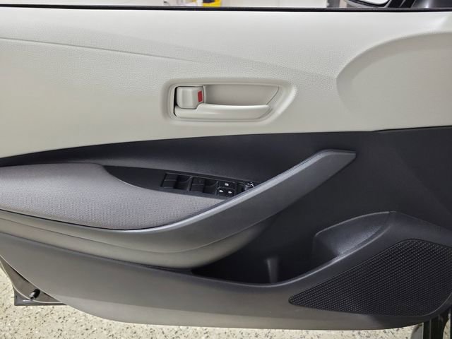 Used 2026 Toyota Corolla LE FWD image 21