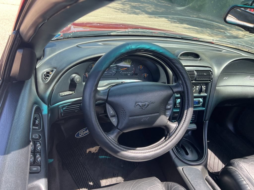 Used 1996 Ford Mustang GT RWD image 14