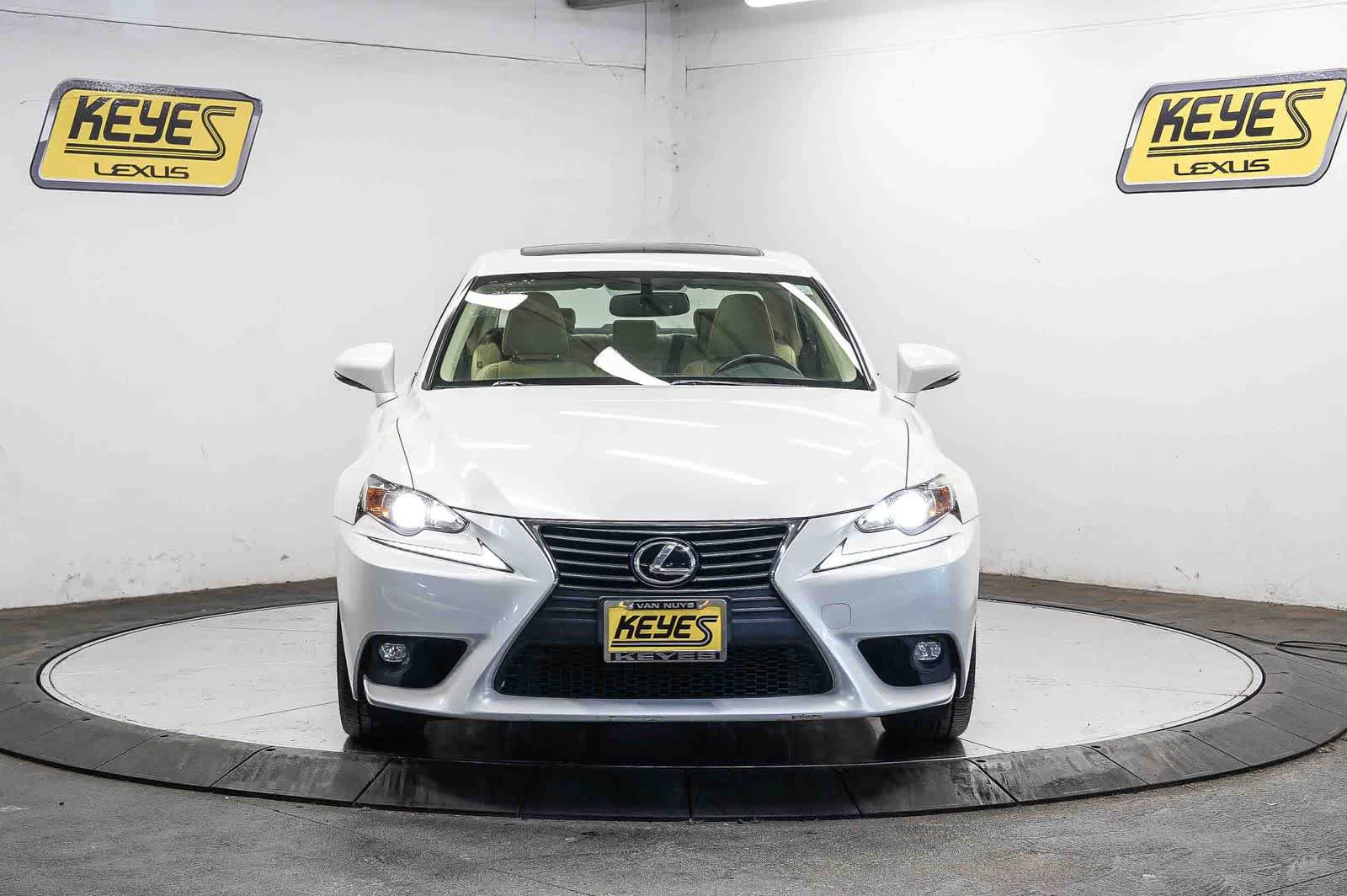 Used 2016 Lexus IS 200t RWD image 6