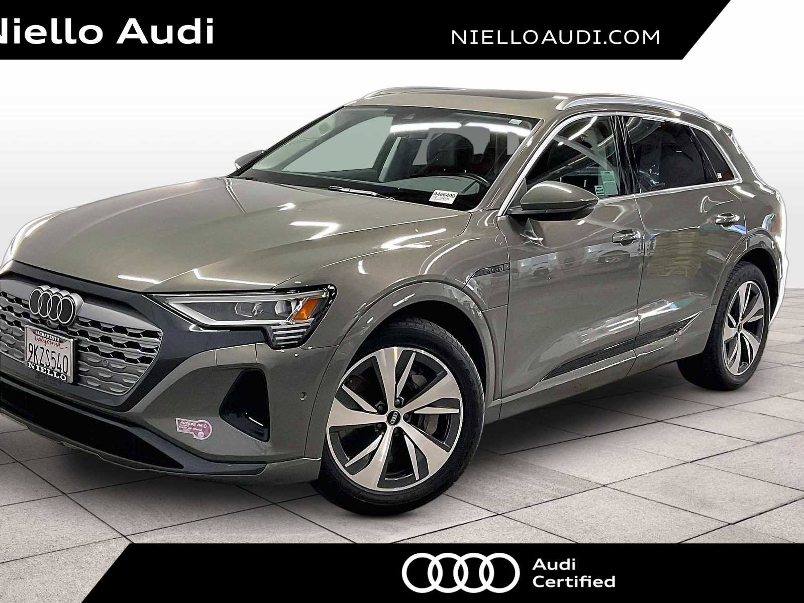 Certified 2024 Audi Q8 e-tron Premium Plus image 1