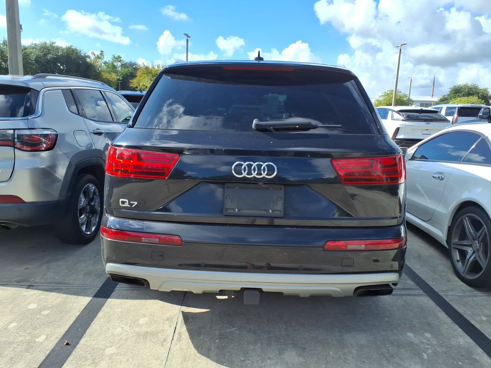 Used 2019 Audi Q7 3.0T Premium Plus w/ Premium Plus Package AWD/4WD image 9