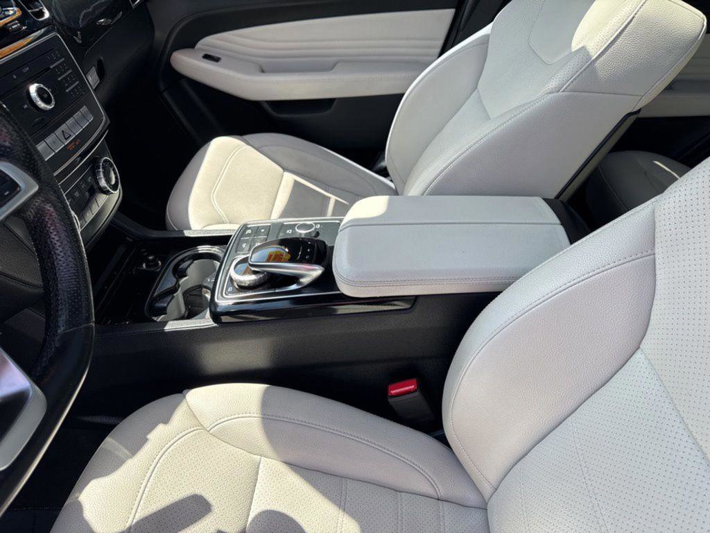 Used 2019 Mercedes-Benz GLE 43 AMG 4MATIC Coupe w/ Premium 3 Package image 18