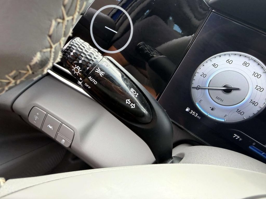 Certified 2023 Hyundai Elantra SEL w/ Convenience Package FWD image 23