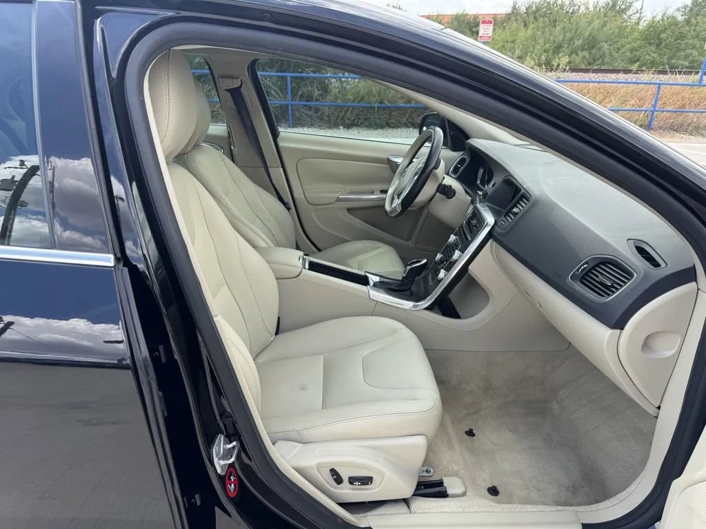 Used 2016 Volvo S60 T5 Premier w/ Convenience Package FWD image 30
