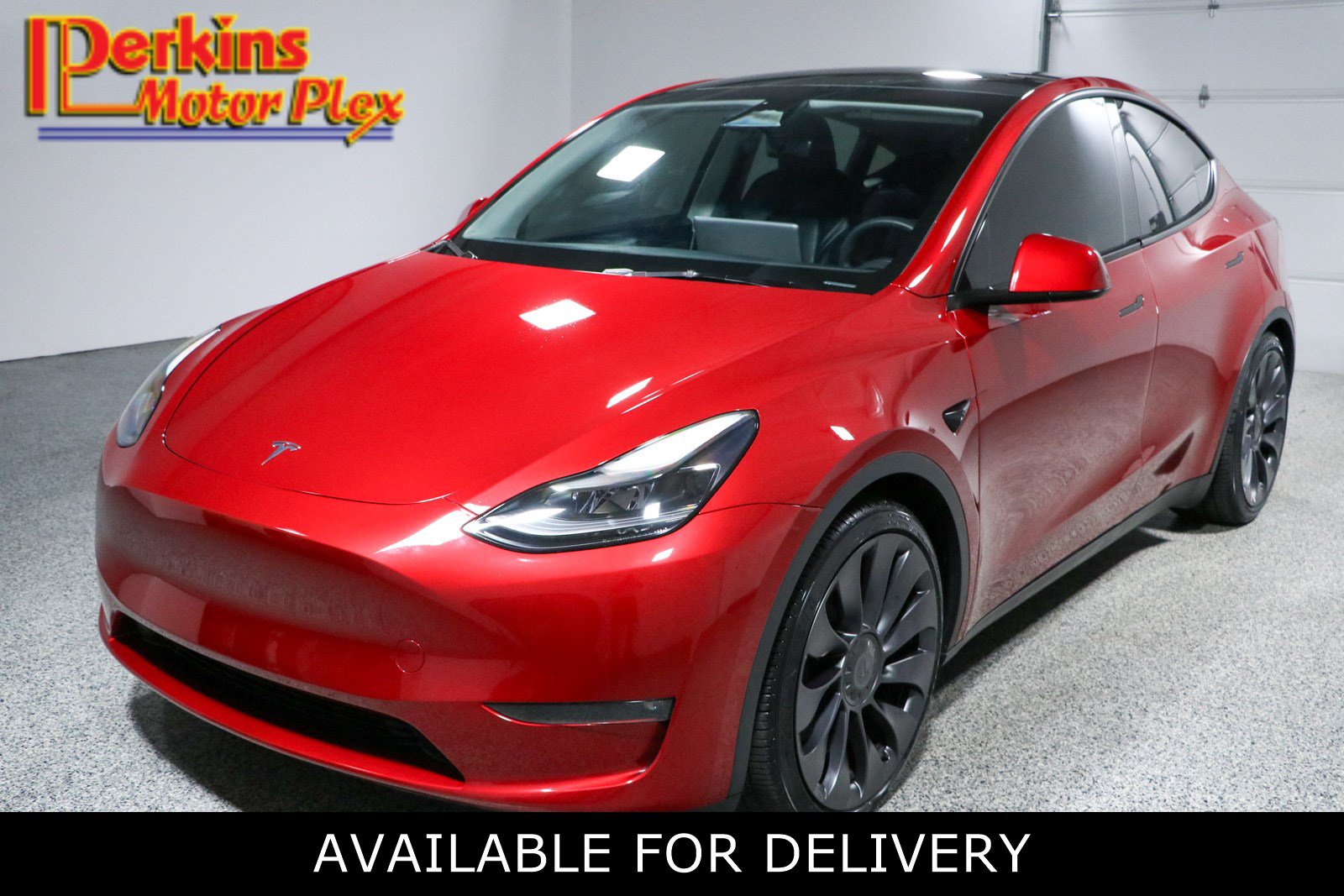 Used 2024 Tesla Model Y Performance AWD/4WD image 1