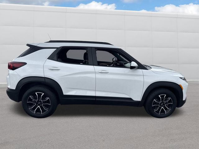 Used 2024 Chevrolet TrailBlazer ACTIV image 11