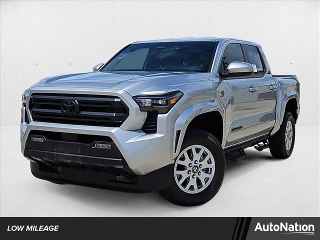 Used 2025 Toyota Tacoma SR5