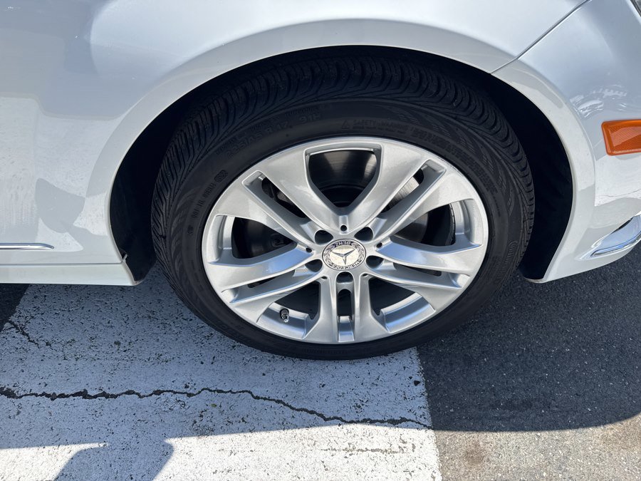 Used 2013 Mercedes-Benz C 300 Luxury image 12