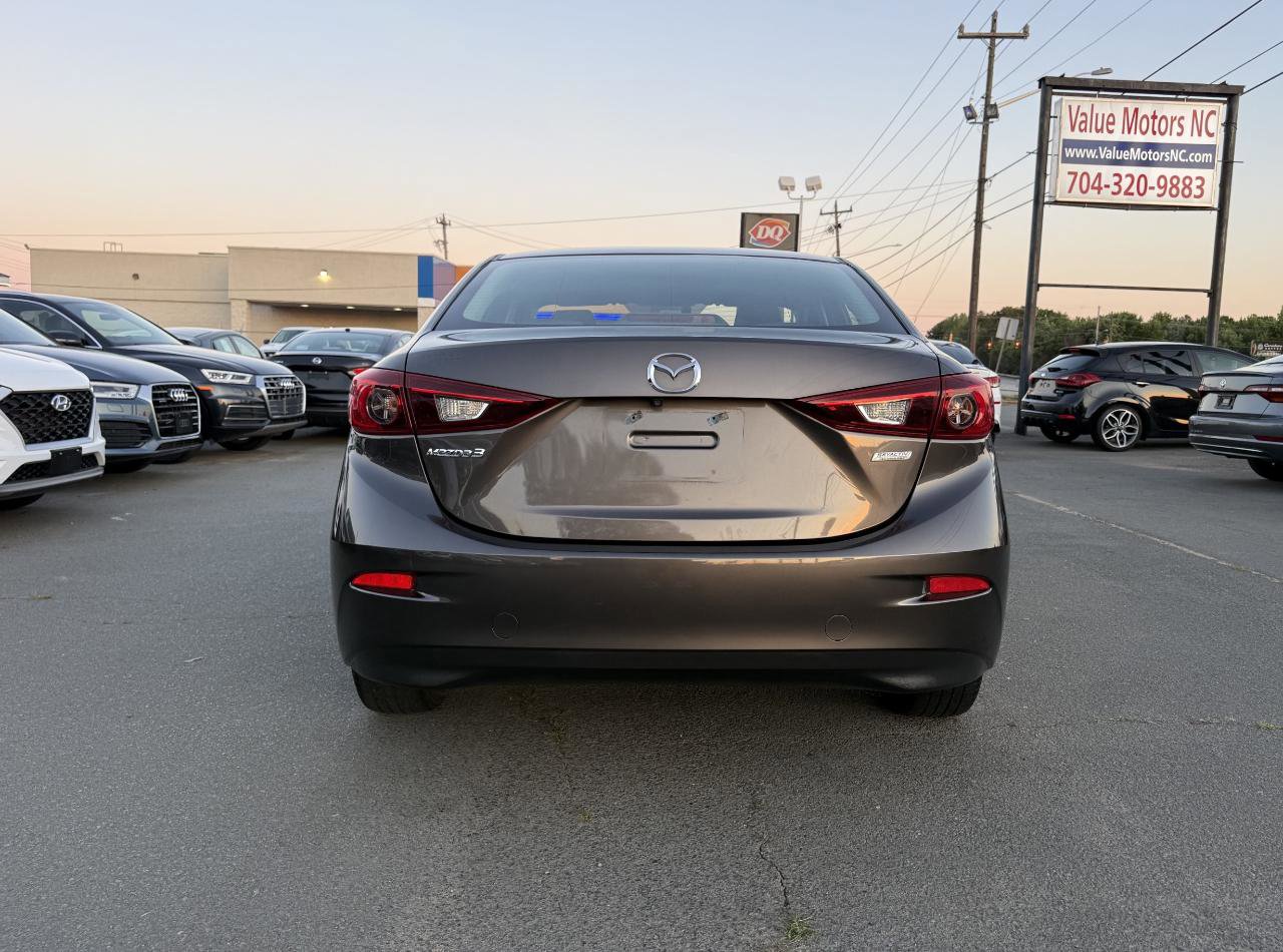 Used 2016 MAZDA MAZDA3 i Sport w/ Preferred Equipment Package FWD image 5