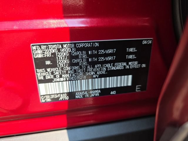 Used 2024 Toyota RAV4 XLE AWD/4WD image 25