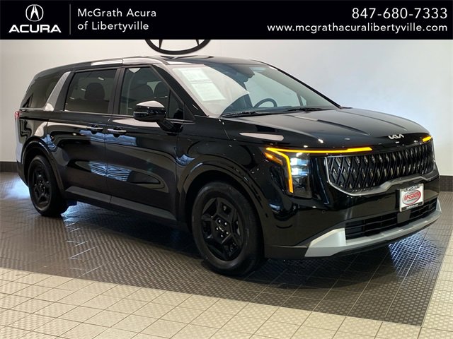 Used 2025 Kia Carnival