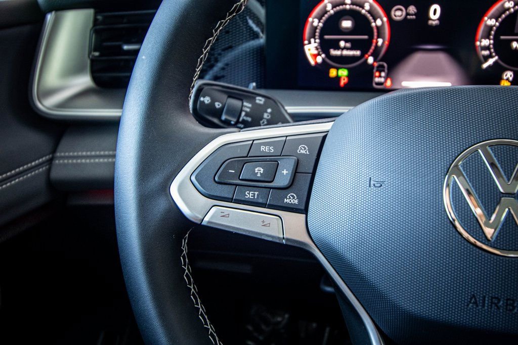 New 2026 Volkswagen Tiguan SE image 33