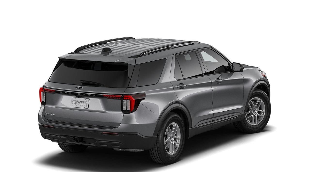 New 2026 Ford Explorer Active RWD image 3