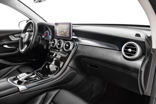 Used 2017 Mercedes-Benz GLC 300 4MATIC Coupe image 10