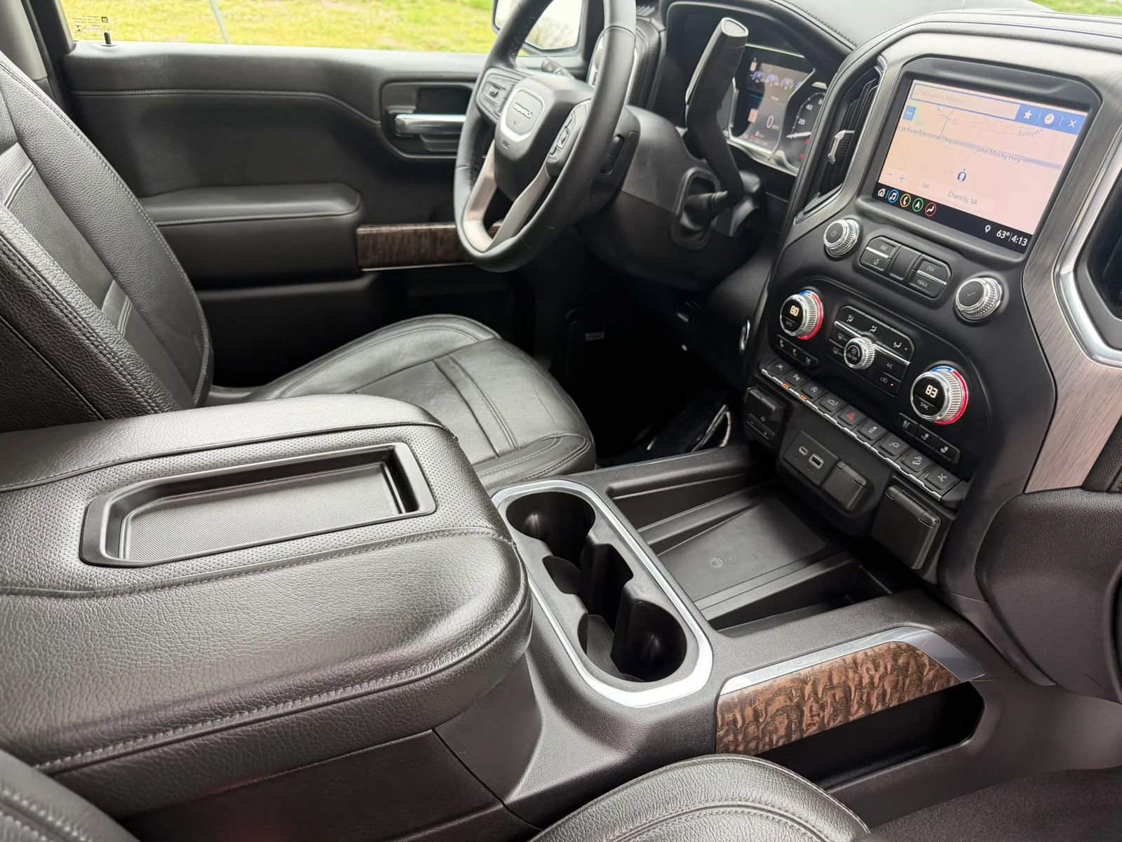 Used 2019 GMC Sierra 1500 Denali w/ Denali Ultimate Package AWD/4WD image 12