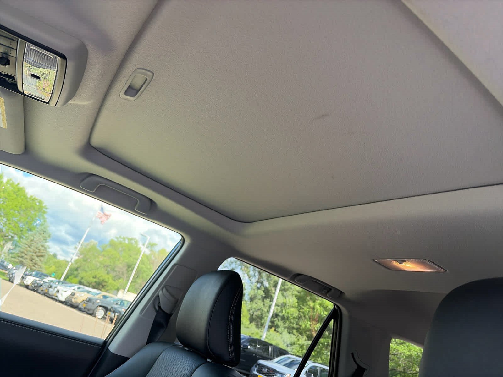 Used 2024 Toyota 4Runner Limited AWD/4WD image 8