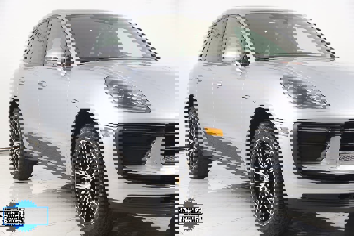 Used 2022 Porsche Macan image 45