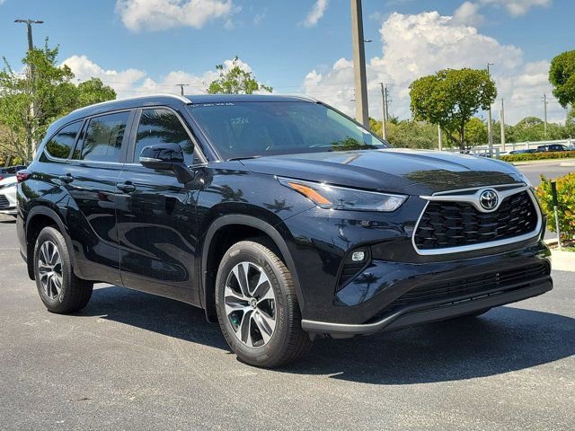 New 2026 Toyota Highlander XLE AWD/4WD image 18