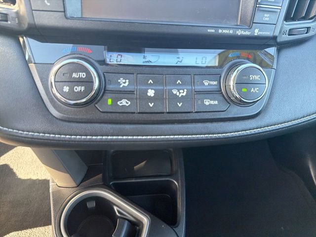 Used 2017 Toyota RAV4 XLE w/ Carpet Mat Package AWD/4WD image 21