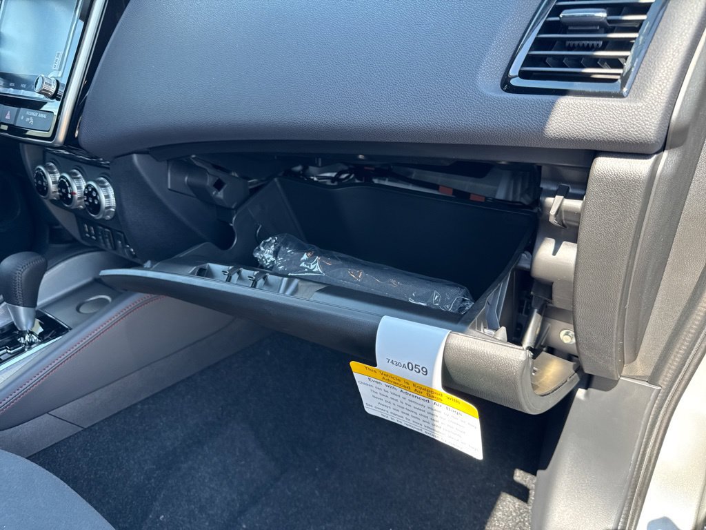 New 2027 Mitsubishi Outlander Sport SE FWD image 16