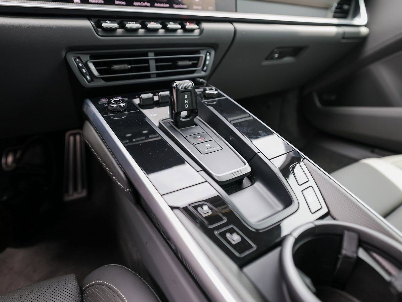 Certified 2024 Porsche 911 Turbo S image 20