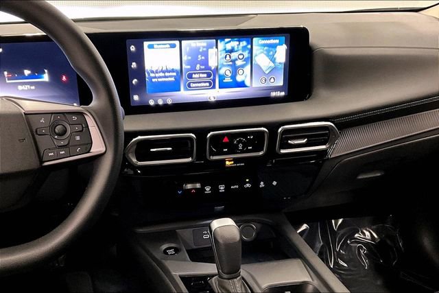 New 2026 Nissan Sentra SV FWD image 8