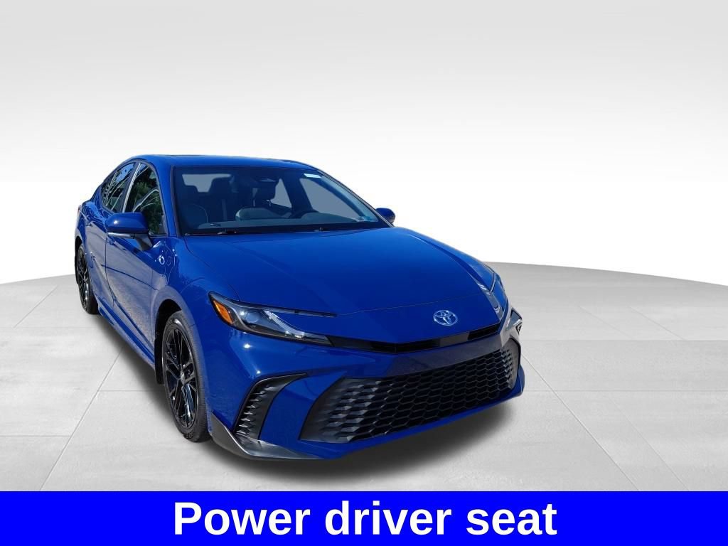 Used 2025 Toyota Camry SE w/ Convenience Package AWD/4WD image 5
