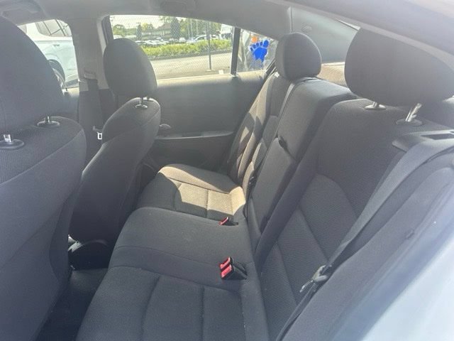Used 2016 Chevrolet Cruze LT FWD image 9