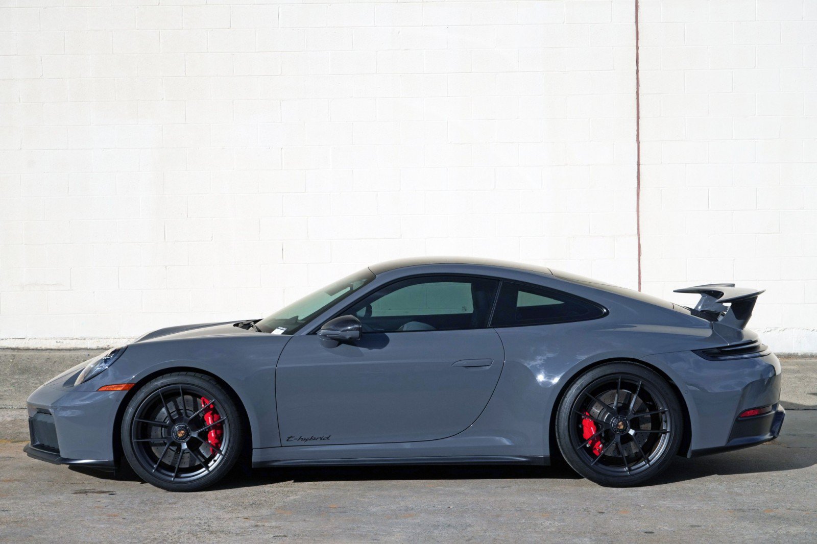 Used 2025 Porsche 911 GTS image 47