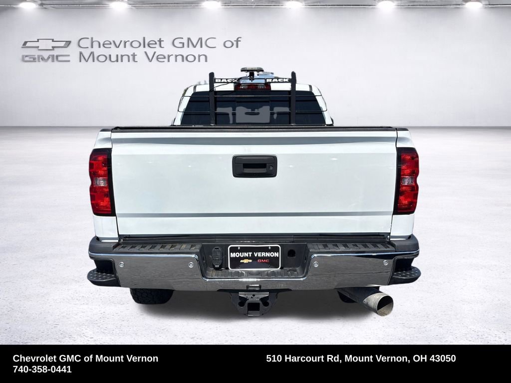 Used 2019 Chevrolet Silverado 2500 LT w/ LT Convenience Package image 4