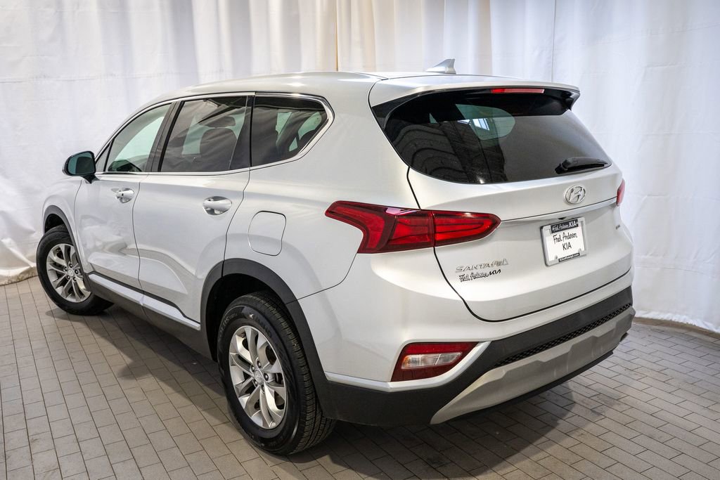 Used 2019 Hyundai Santa Fe SEL image 3