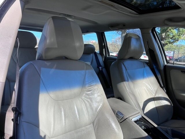 Used 2006 Volvo V70 2.5T FWD image 14