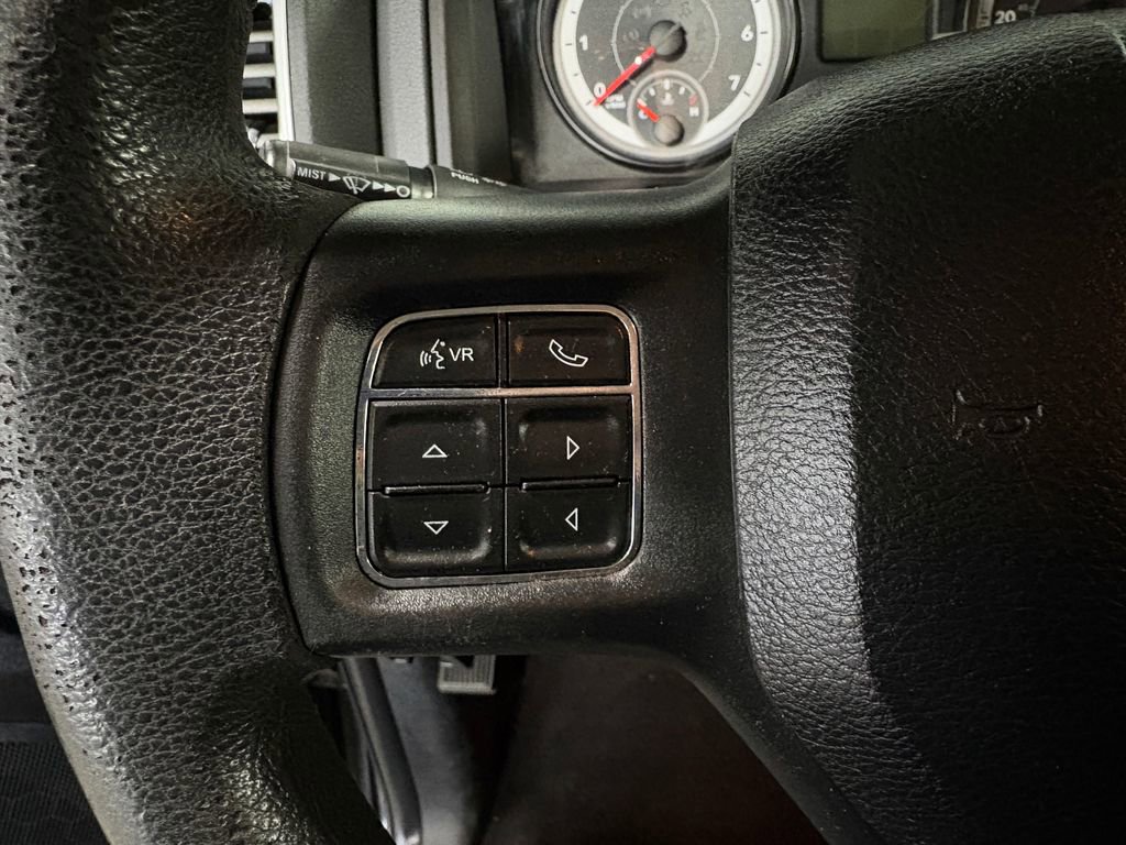 Used 2018 RAM 1500 Classic SLT image 24
