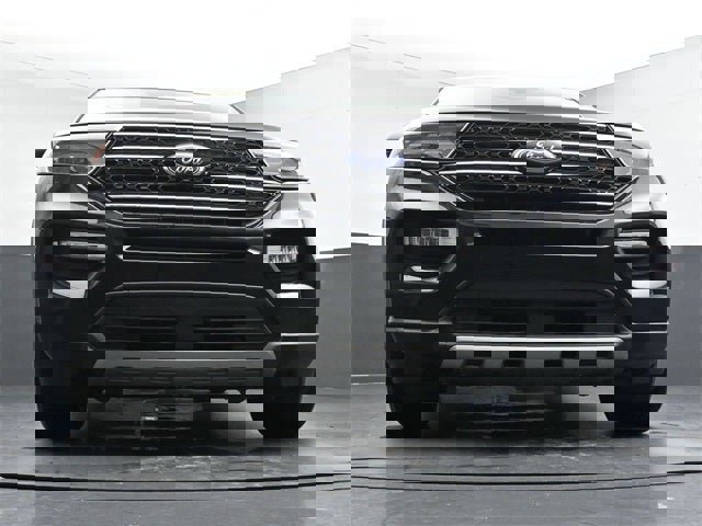 Used 2023 Ford Explorer XLT w/ Equipment Group 202A image 22