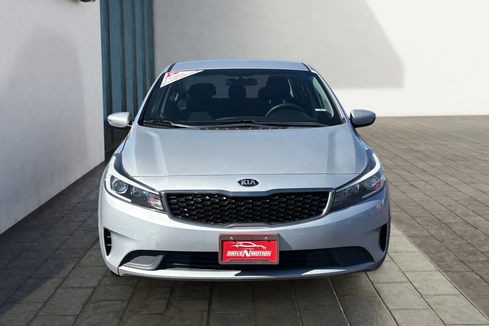 Used 2017 Kia Forte LX image 8