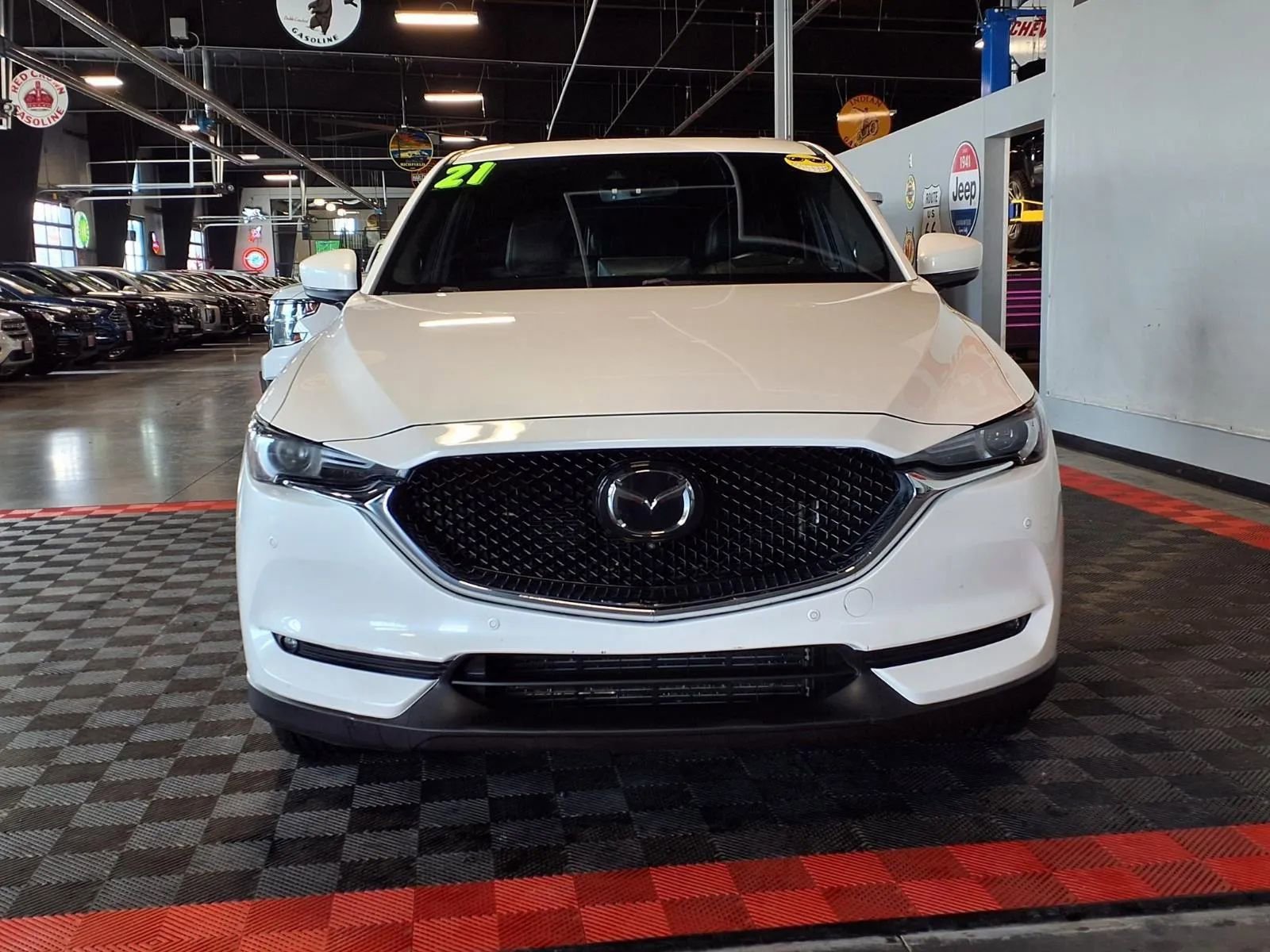 Used 2021 MAZDA CX-5 Signature AWD/4WD image 2