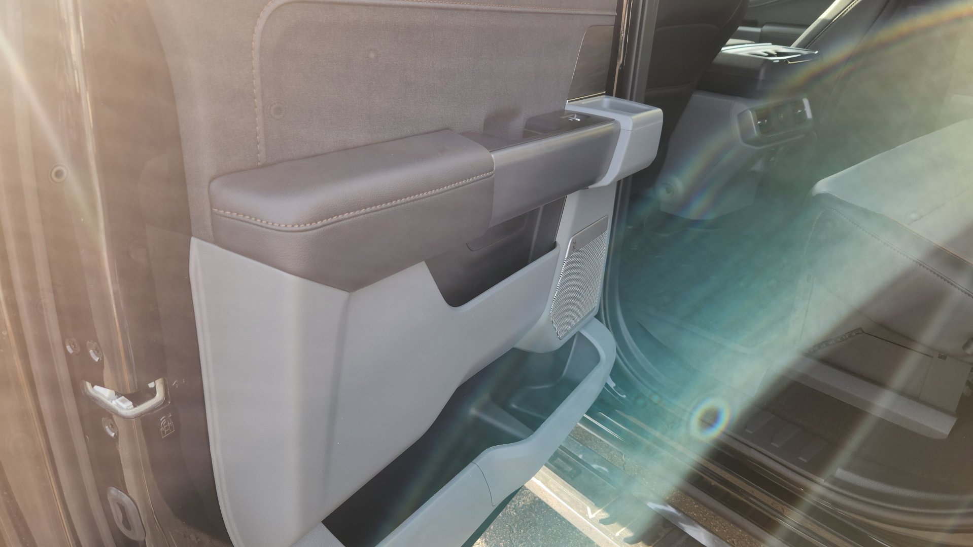 New 2025 Ford F150 Lariat w/ Equipment Group 501A Mid image 22