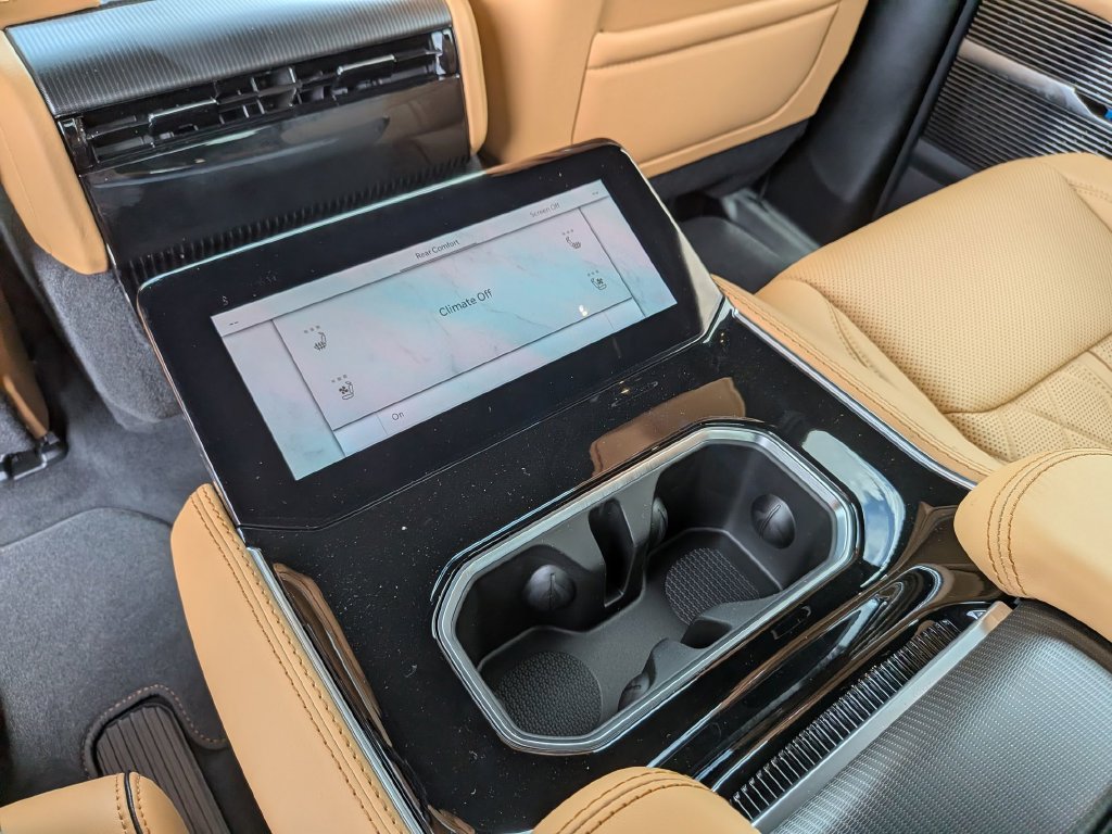 New 2026 Jeep Grand Wagoneer Summit AWD/4WD image 32