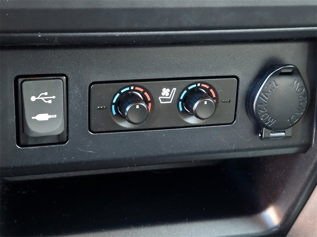 Used 2015 Toyota 4Runner Limited image 21